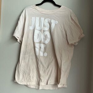Nike Just Do It Graphic Tee White Short Sleeve Casual Athletic Shirt Size L